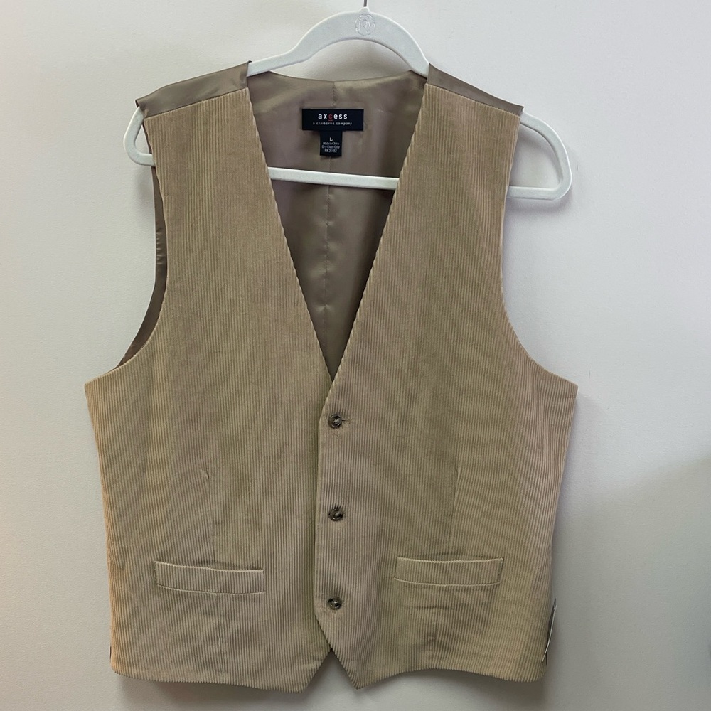 Axcess Claiborne  Khaki Corduroy Vest Men’s Large 40/42